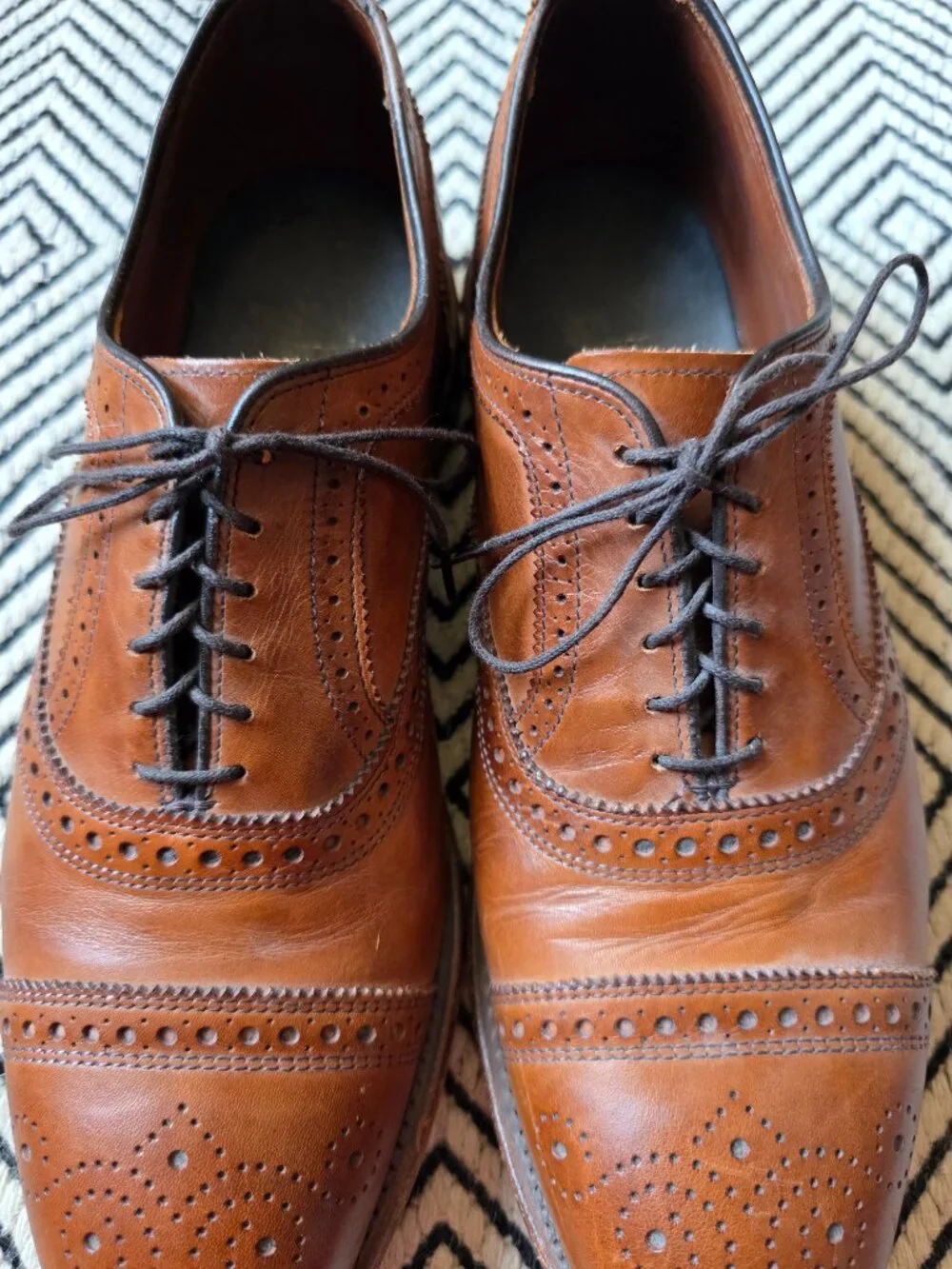 Size 10 Allen Edmonds Men's Strand Cap-Toe Oxford Brown Calfskin Dress Shoes